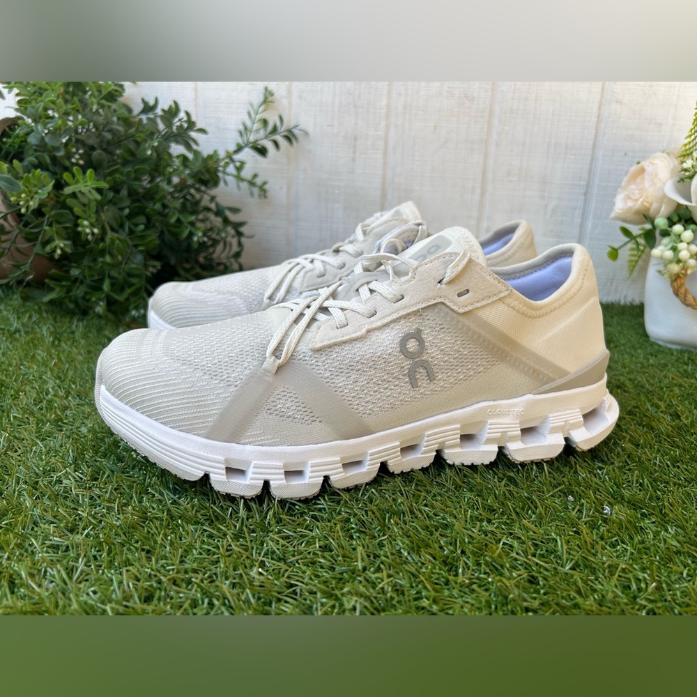 ON Cloud X 4 AD Athletic Shoe women 
$160 size 7.5 gently used
Color:White/ Wolf - Picture 10 of 16